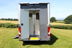 the-blackdown-horsebox-stealth-grey-12